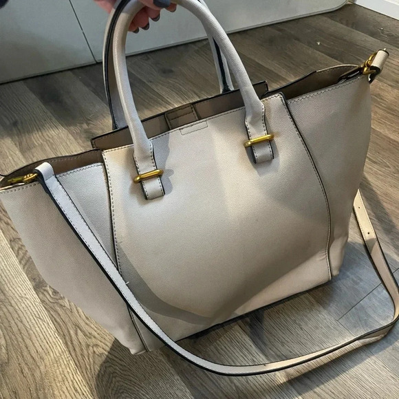 Handbags - Woman's Purse